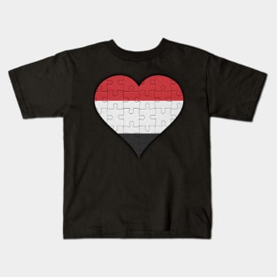 Yemeni Jigsaw Puzzle Heart Design - Gift for Yemeni With Yemen Roots Kids T-Shirt